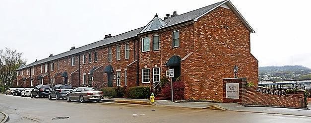 2nd image of 415 W Vine Ave APT 6