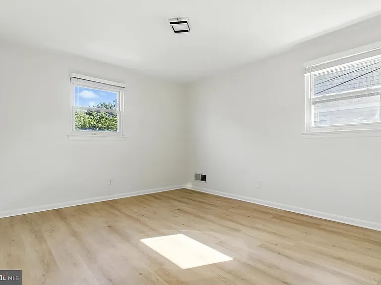 6407 Kirby Rd — Photo 27