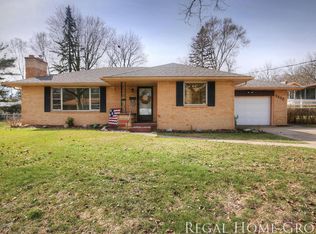 1332 Pine Grove St NW, Grand Rapids, MI 49504