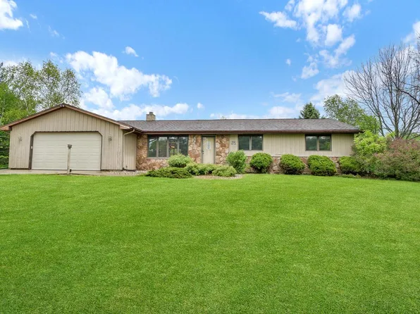 W282N8578 Theresa Marie DRIVE, Hartland, WI 53029