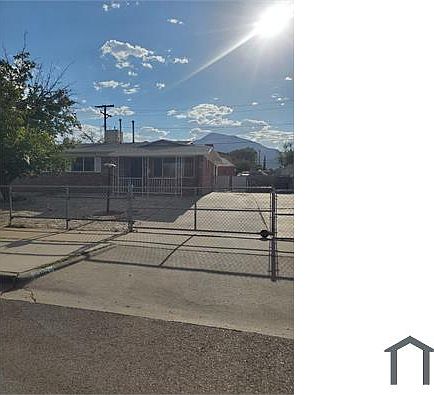 3rd image of 10281 Yellowstone St