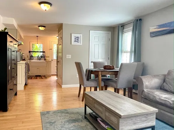 16B Boynton Ln #2, Nantucket, MA 02554