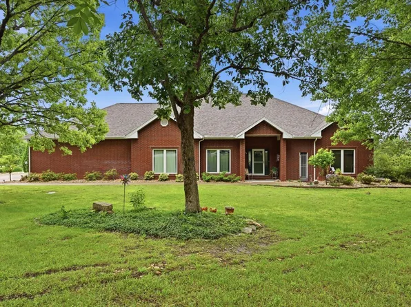 282 Grandview Hills Circle, Branson West, MO 65737
