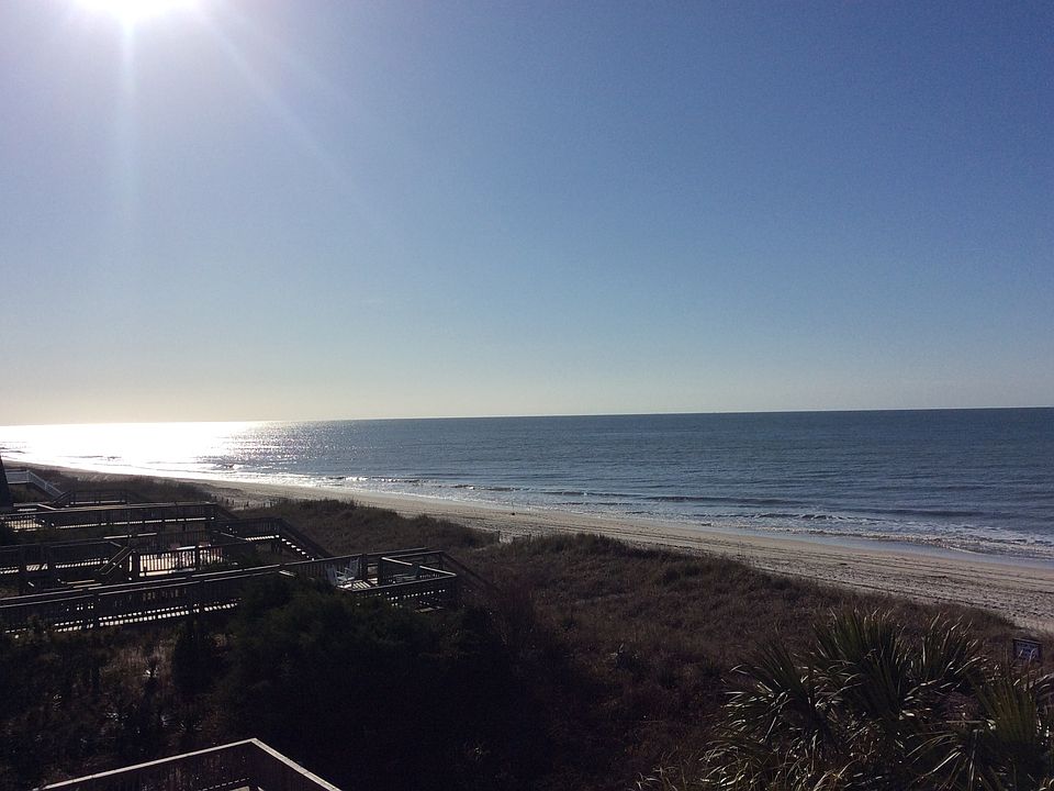 2nd image of 409 Ocean Blvd W
