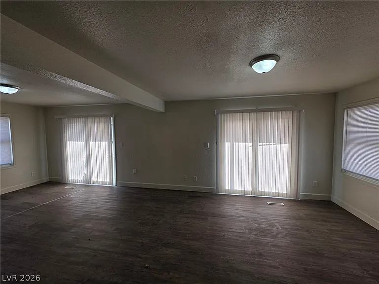 1590 Mustang Dr — Photo 61