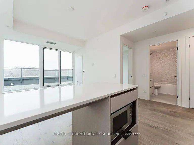 1285 Queen St E #504 — Photo 19