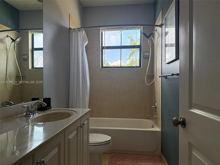 3260 NW 126th Ave — Photo 6