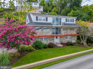 40 Boathouse Rd, Wrightsville, PA 17368