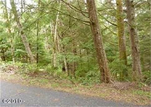 3rd image of 504 Beaver Pond Ln