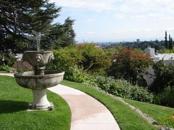 Fountain in Courtyard