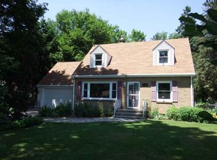 5406 Woodbine Dr, Rockford, IL