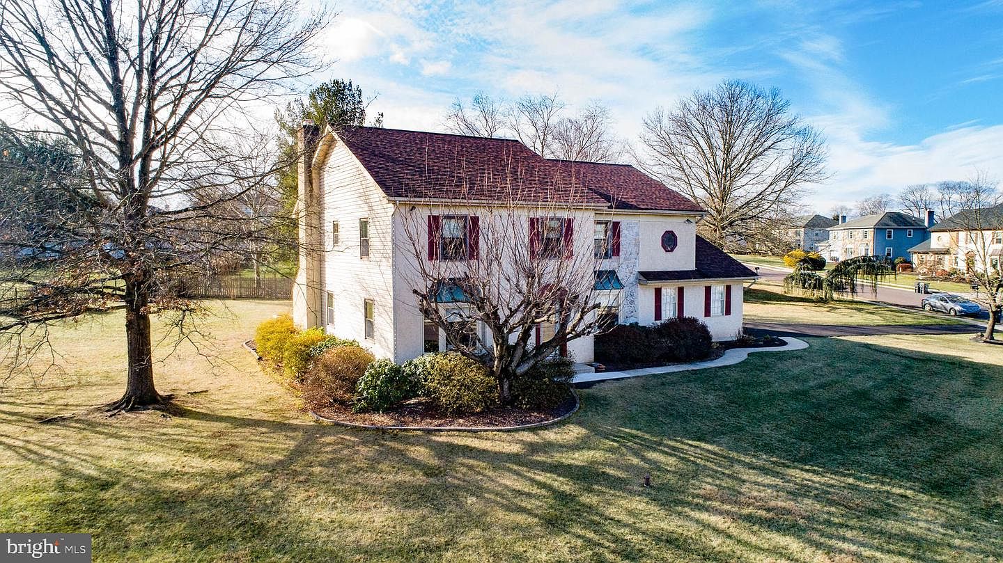 1016 Winding River Ln, Phoenixville, PA 19460 | Zillow