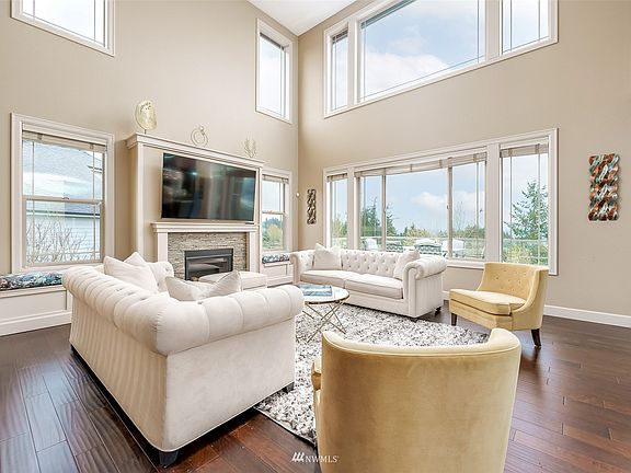 Living Room with view