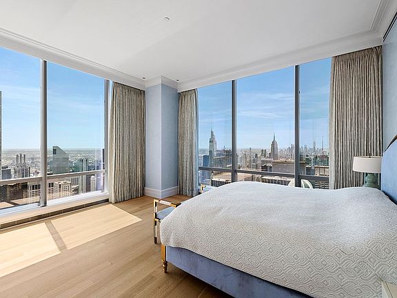 5th image of 157 W 57th St Penthouse 88