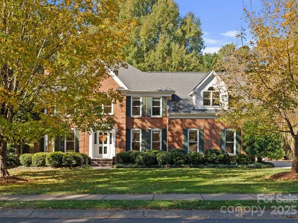 208 Kimberly Rd, Davidson, NC 28036