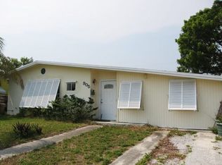 905 W Drew St, Lantana, FL 33462