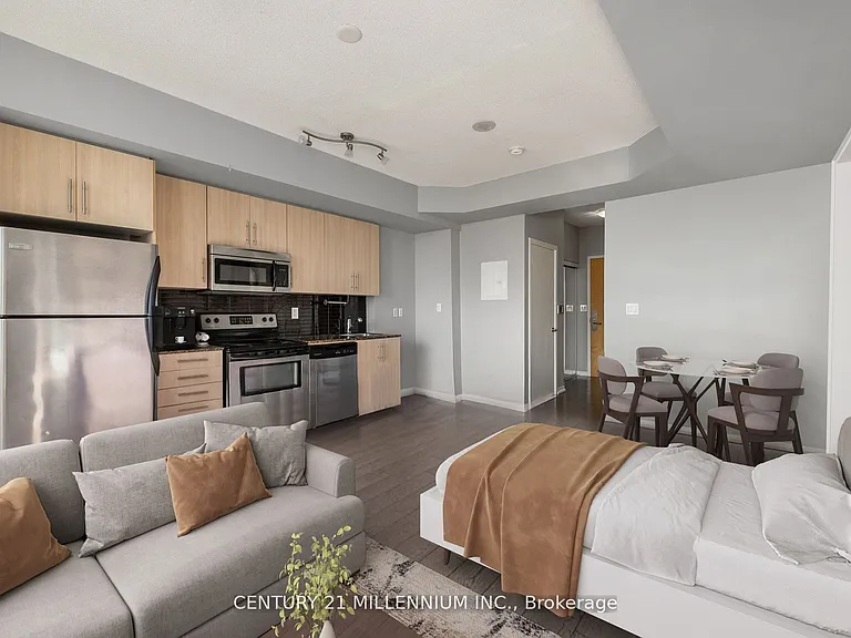 65 Bremner Blvd W #4503 — Photo 2