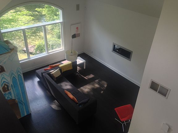 4th image of 1882 Woodbrook Ln Unit 1