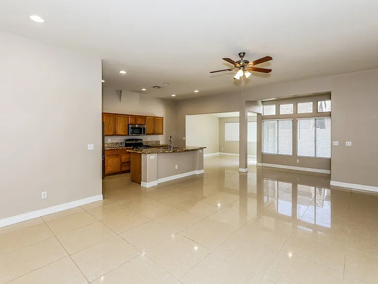 3370 Wasatch Cedars St — Photo 5