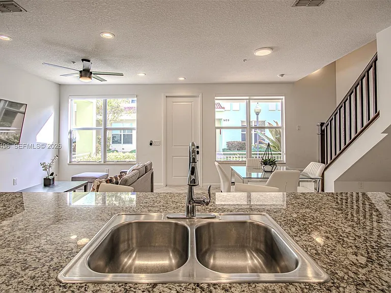 1430 NW 48th Dr — Photo 9