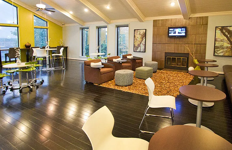 LionsHead Apartments — Photo 6