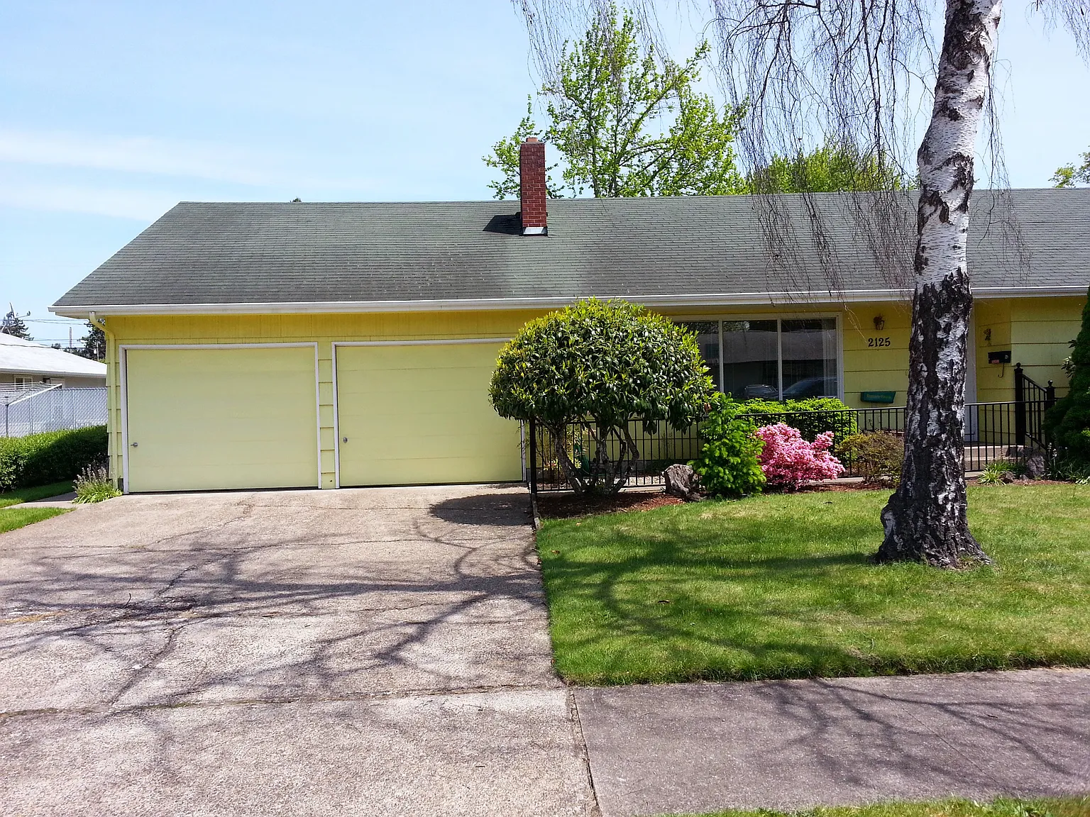 2125 Tyler St photo 1