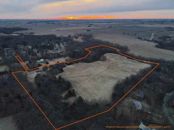 0 N Mountain Ln, Freeport, IL 61032