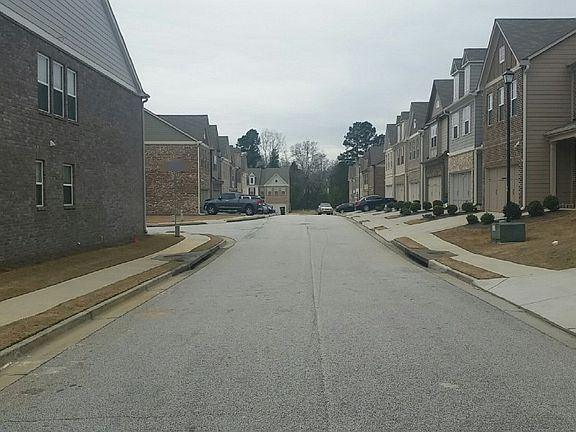 5th image of 3165 Clear View Dr