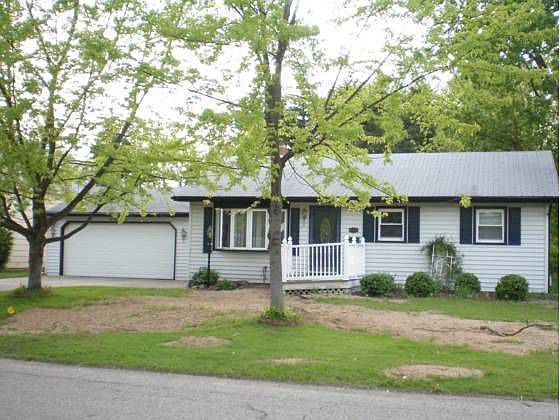 1st image of 203 N Brady St