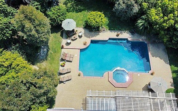 Your own Private Huntington Beach . Surrounded bye Mature trees. Exclusive !