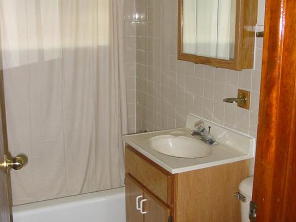 5th image of 8045 S King Dr APT Ge