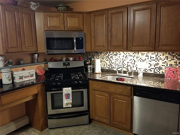 2nd image of 410 Sunflower Dr