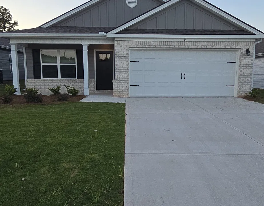 161 Charlie Way
