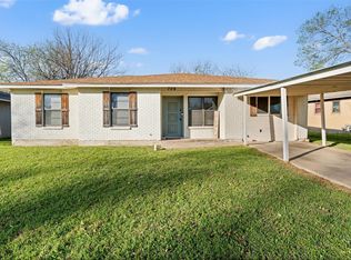 706 Horseshoe Dr, Waco, TX 76711