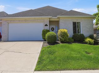 921 Hildebrand Dr, Indianapolis, IN 46217