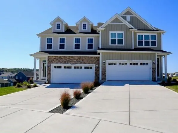 N67W25381 Breckenridge COURT, Sussex, WI 53089