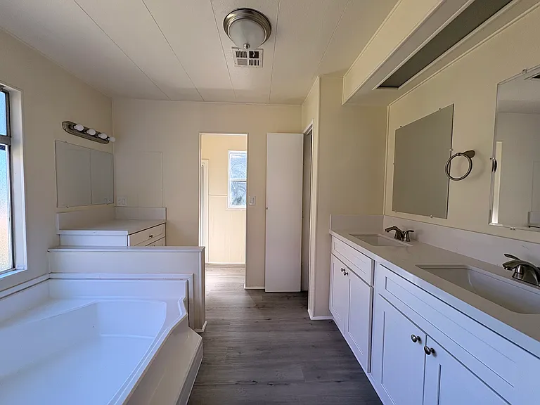 24303 Woolsey Canyon Rd #61 — Photo 12