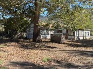 10406 Creek Rd, Oak View, CA 93022