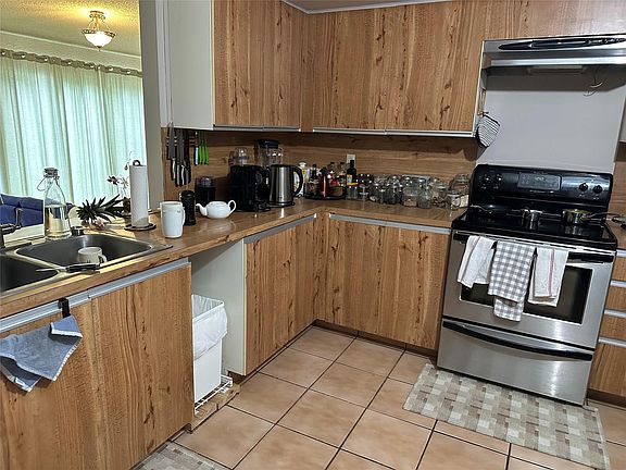 4th image of 5713 Lime Hill Road