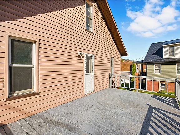 4th image of 1844 Soap Hollow Rd