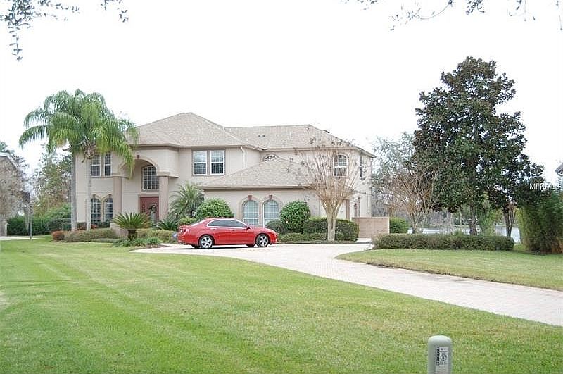 1st image of 600 Long Lake Dr