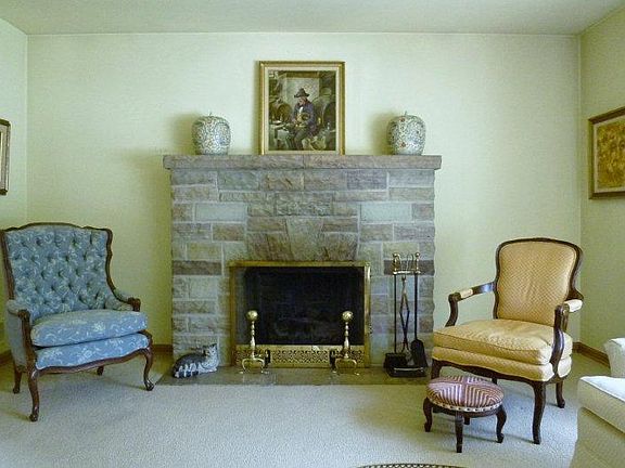 4th image of 1016 N East Ave
