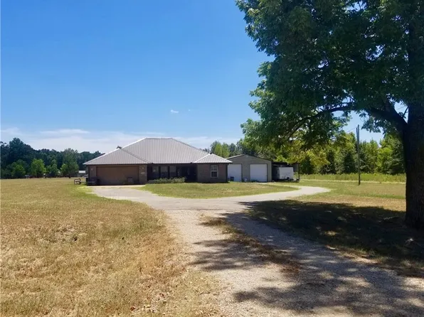 366 Pat Laborde Rd, Marksville, LA 71351