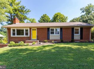 305 Stonewall Dr, Fredericksburg, VA 22401