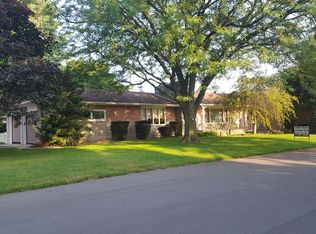231 S Park Ave, Francesville, IN 47946