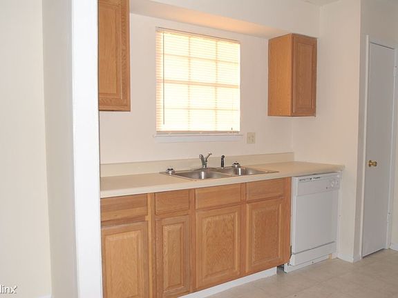 2nd image of 14 Joanna Ln