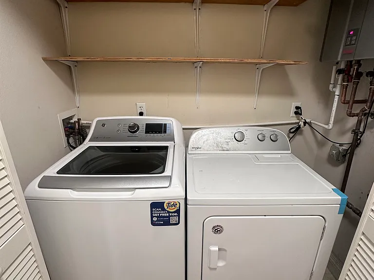 7124 Farralone Ave #107 — Photo 9