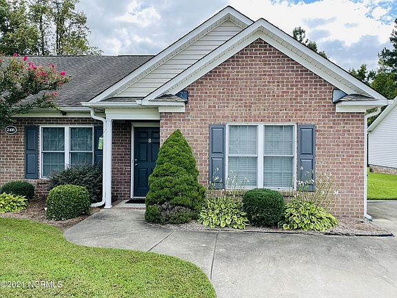 3rd image of 2416 B Saddleback Dr
