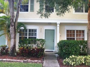 5736 NW 99th Ln, Pompano Beach, FL 33076