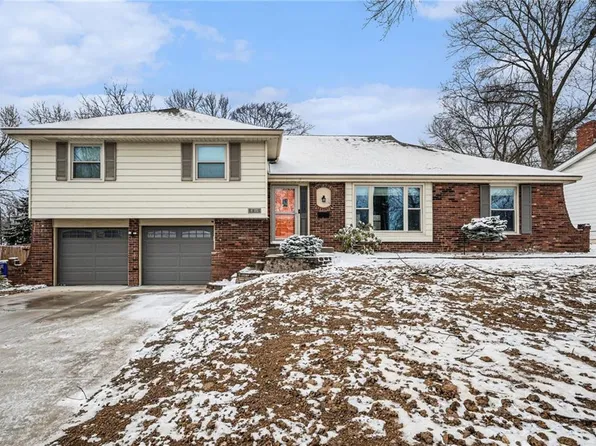 6810 N Euclid Ave, Gladstone, MO 64118